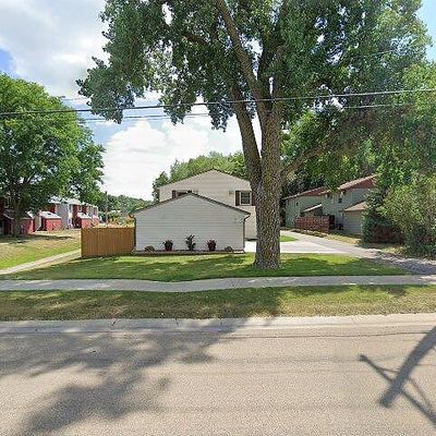 1650 8 1/2 St Se, Rochester, MN 55904