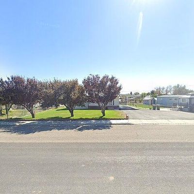 166 E 400 N, Huntington, UT 84528