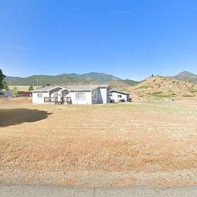 16617 Cottonwood Creek Rd, Hornbrook, CA 96044