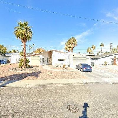 1680 Sombrero Dr, Las Vegas, NV 89169