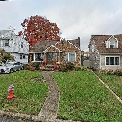 17 Garden Ct S, Garfield, NJ 07026