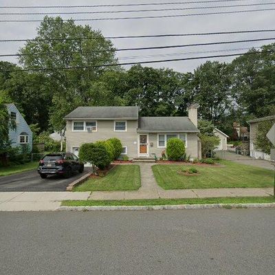 17 Taylor St, Dover, NJ 07801