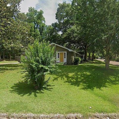 1717 Robinson St, Natchez, MS 39120