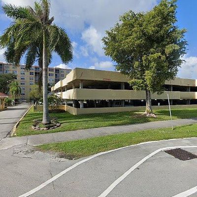 17890 W Dixie Hwy #212, North Miami Beach, FL 33160