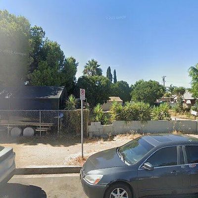 15420 Tuba St, Mission Hills, CA 91345