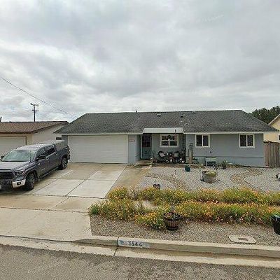 1544 Calle Primera, Lompoc, CA 93436