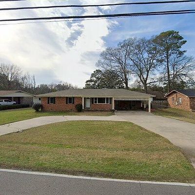 1561 Sumrall Rd, Columbia, MS 39429