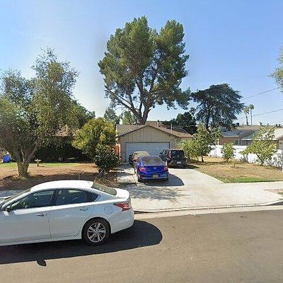 15750 Leadwell St, Van Nuys, CA 91406