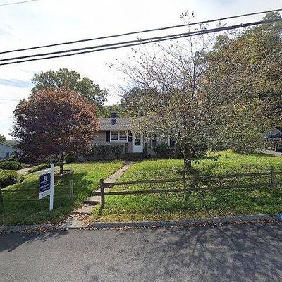 159 Park Avenue Ext, Uncasville, CT 06382