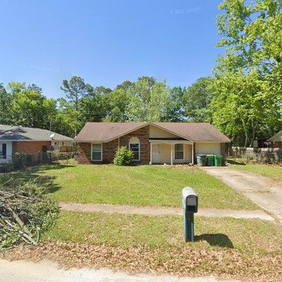 15949 Albany Dr, Biloxi, MS 39532