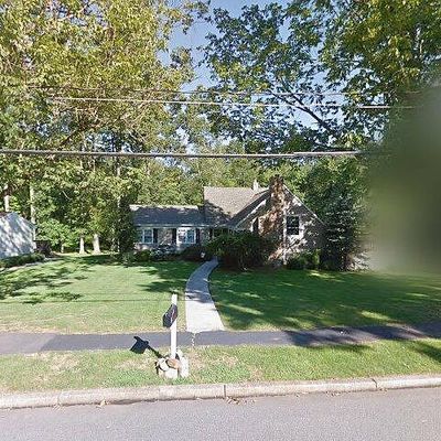 16 Normandy Dr, Parsippany, NJ 07054