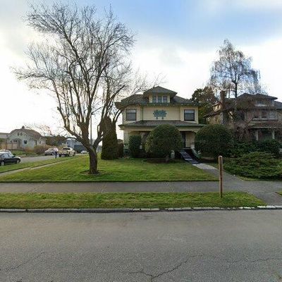 1932 Rucker Ave, Everett, WA 98201