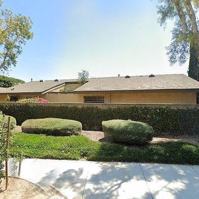 1935 E Fruit St, Santa Ana, CA 92701