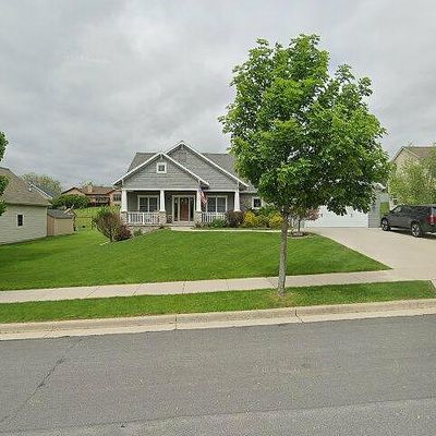 1947 Valley Ct, Grafton, WI 53024