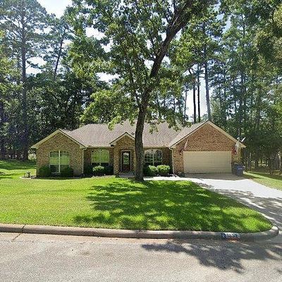 1952 Fairway Dr, Huntsville, TX 77340