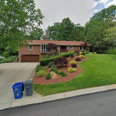 2 Couch Farm Rd, Pittsburgh, PA 15243