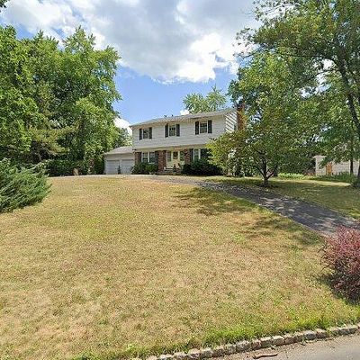 2 Sheldon Ct, East Hanover, NJ 07936