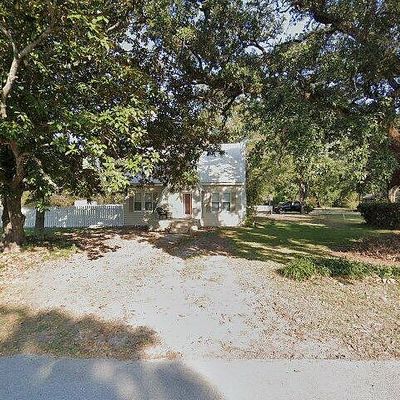 200 N Mathews St, Corrigan, TX 75939