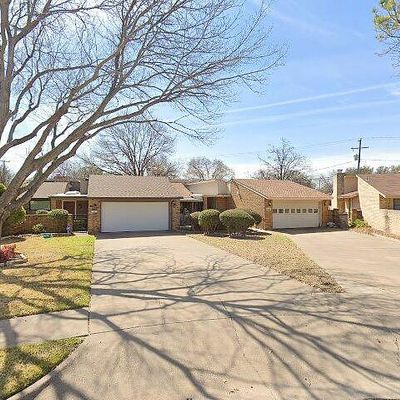 2005 Heather Ln, Wichita Falls, TX 76308