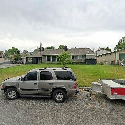 2008 S Ione St, Kennewick, WA 99337