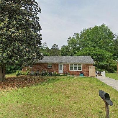 201 Shaw Rd, Hamlet, NC 28345