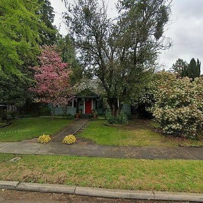 201 Willamette Ave, Medford, OR 97504