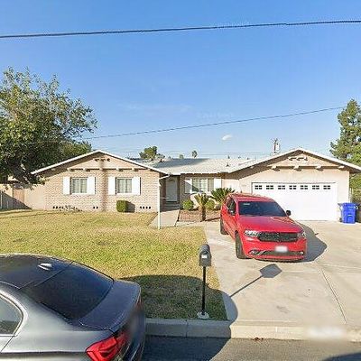 202 E Shamrock St, Rialto, CA 92376