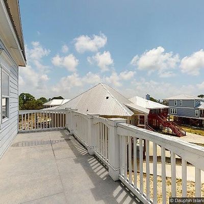 202 Leonora Ct, Dauphin Island, AL 36528