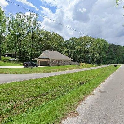 202 Robbins Dr, New Albany, MS 38652