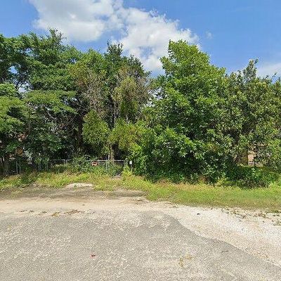 202 S Old Highway 81, Kyle, TX 78640