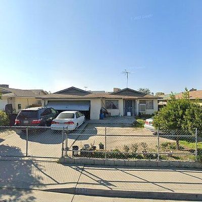 2021 Kalibo St, Delano, CA 93215