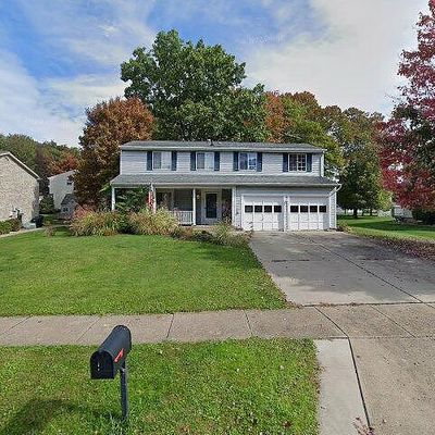 203 Lochinver Dr, Coraopolis, PA 15108