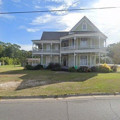 203 S 1 St St, Leesville, LA 71446