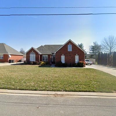 2033 Adonis Dr, Murfreesboro, TN 37128