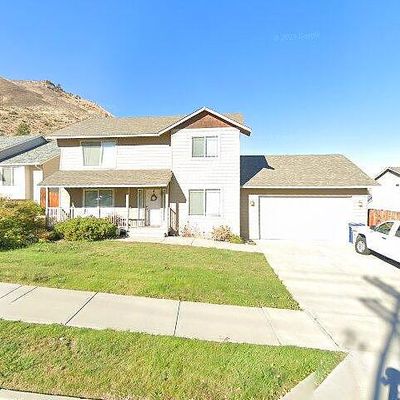 2040 S Methow St, Wenatchee, WA 98801