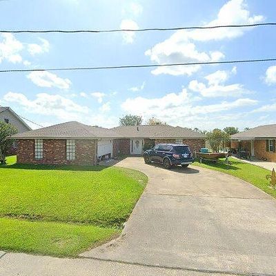 205 Elm Dr, Raceland, LA 70394