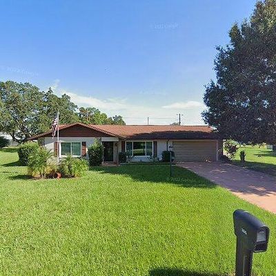 205 Lark Ave, Sebring, FL 33870