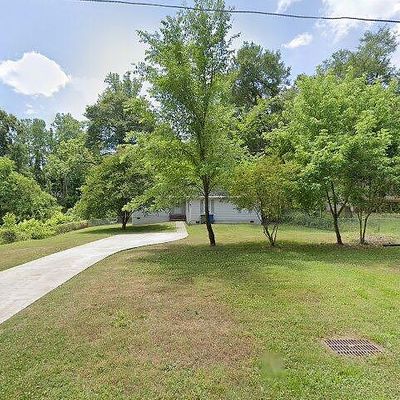 205 Mauney St, Mount Holly, NC 28120