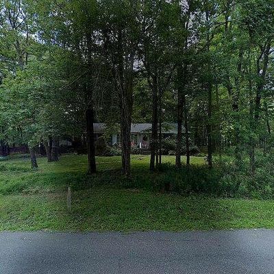 205 Winona Rd, Mount Pocono, PA 18344