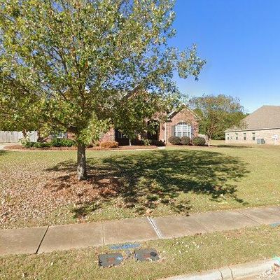 206 Caravella Dr, Dothan, AL 36305