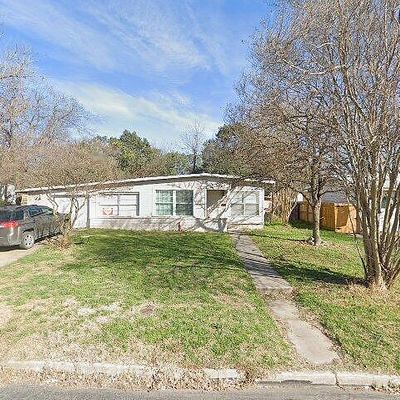 207 Sheila Dr, San Antonio, TX 78209