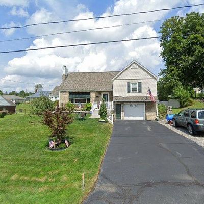 208 W Fairmont Ave, New Castle, PA 16105