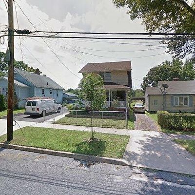 209 W Almond St, Vineland, NJ 08360