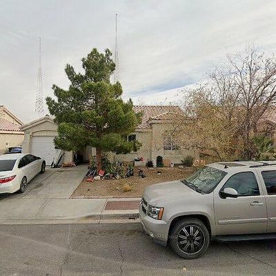 1812 Golden Sky Dr, Las Vegas, NV 89106