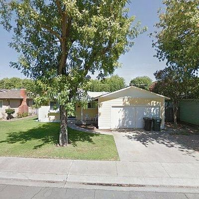 1825 Debonaire Dr, Modesto, CA 95350