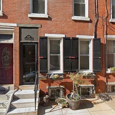 1833 Carlton St, Philadelphia, PA 19103