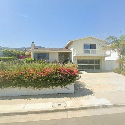 18431 Kingsport Dr, Malibu, CA 90265