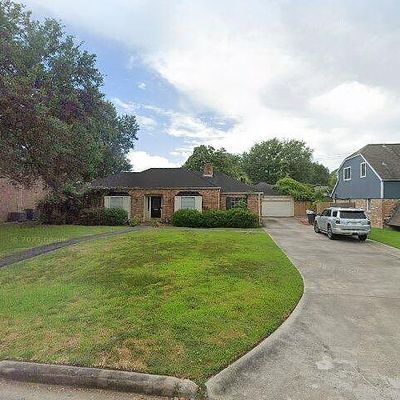 18618 Prince William Ln, Houston, TX 77058