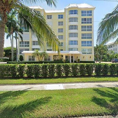 1900 Gulf Shore Blvd N #202, Naples, FL 34102