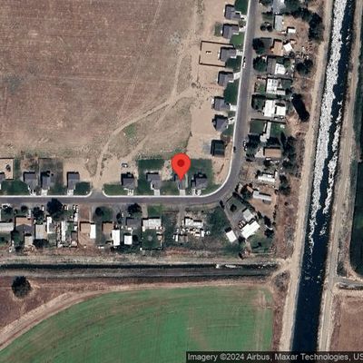 192 E Montmorency Blvd, George, WA 98848